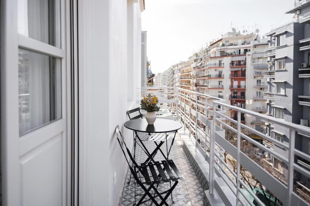 Sofia Sunshine Serenity Thessaloniki Exterior photo